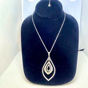 VINTAGE!  MX ~SILVER PLATED CHAIN W/3 LAYERS PENDANT CZ CRYSTAL NECKLACE